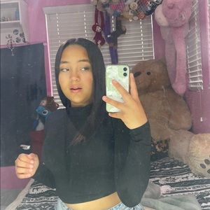 Meet your Posher, Leana